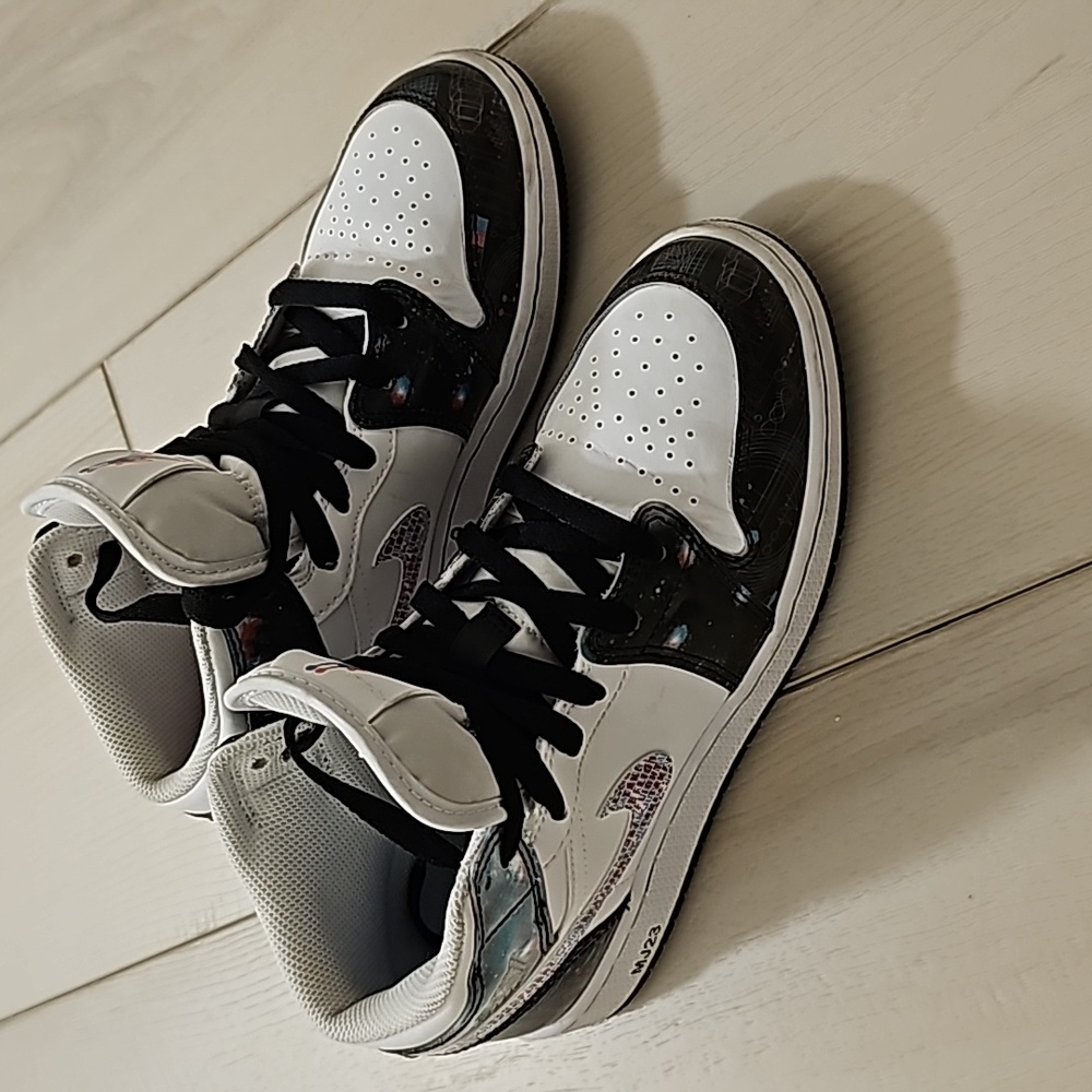 Nike Air Jordan Mid